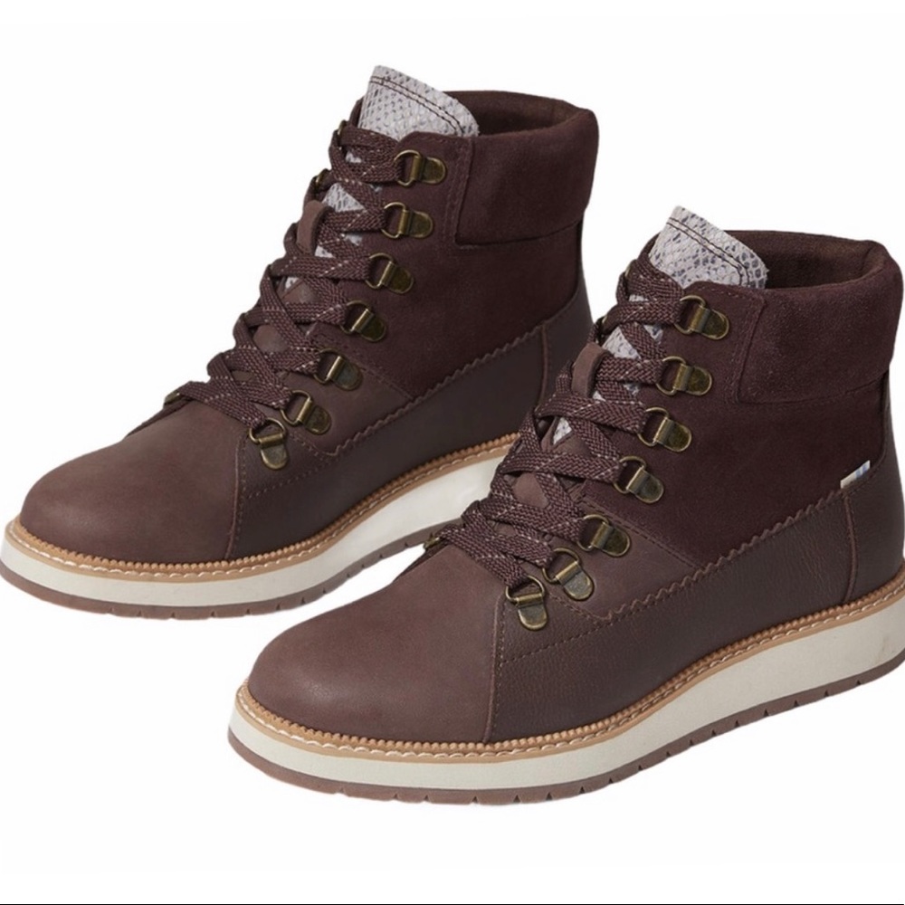 NWOT Toms Mesa Brown Lace Up Hiker Boot 7.5